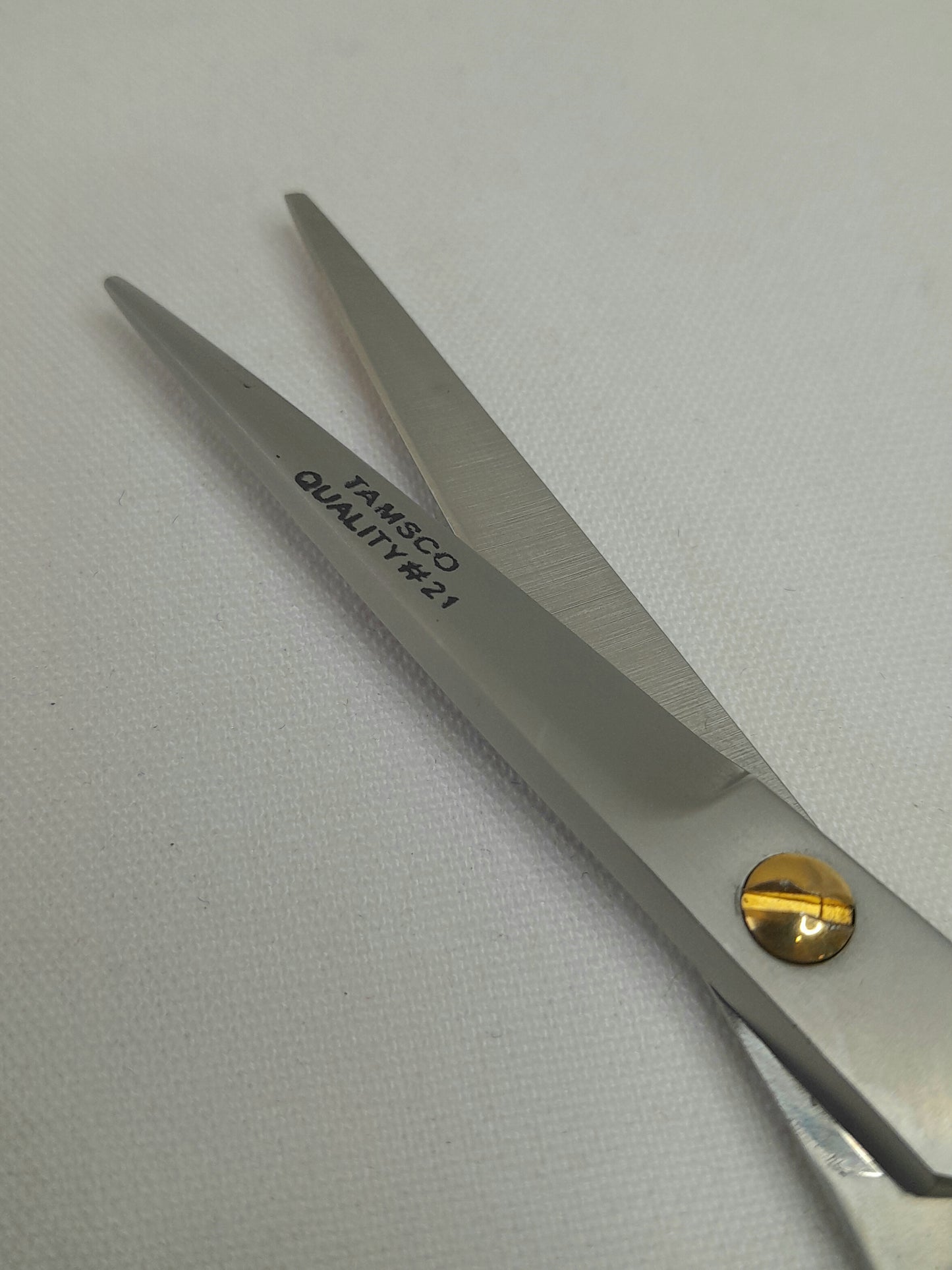 Hair Dressing Medium Grade Shears 5" (from USA)