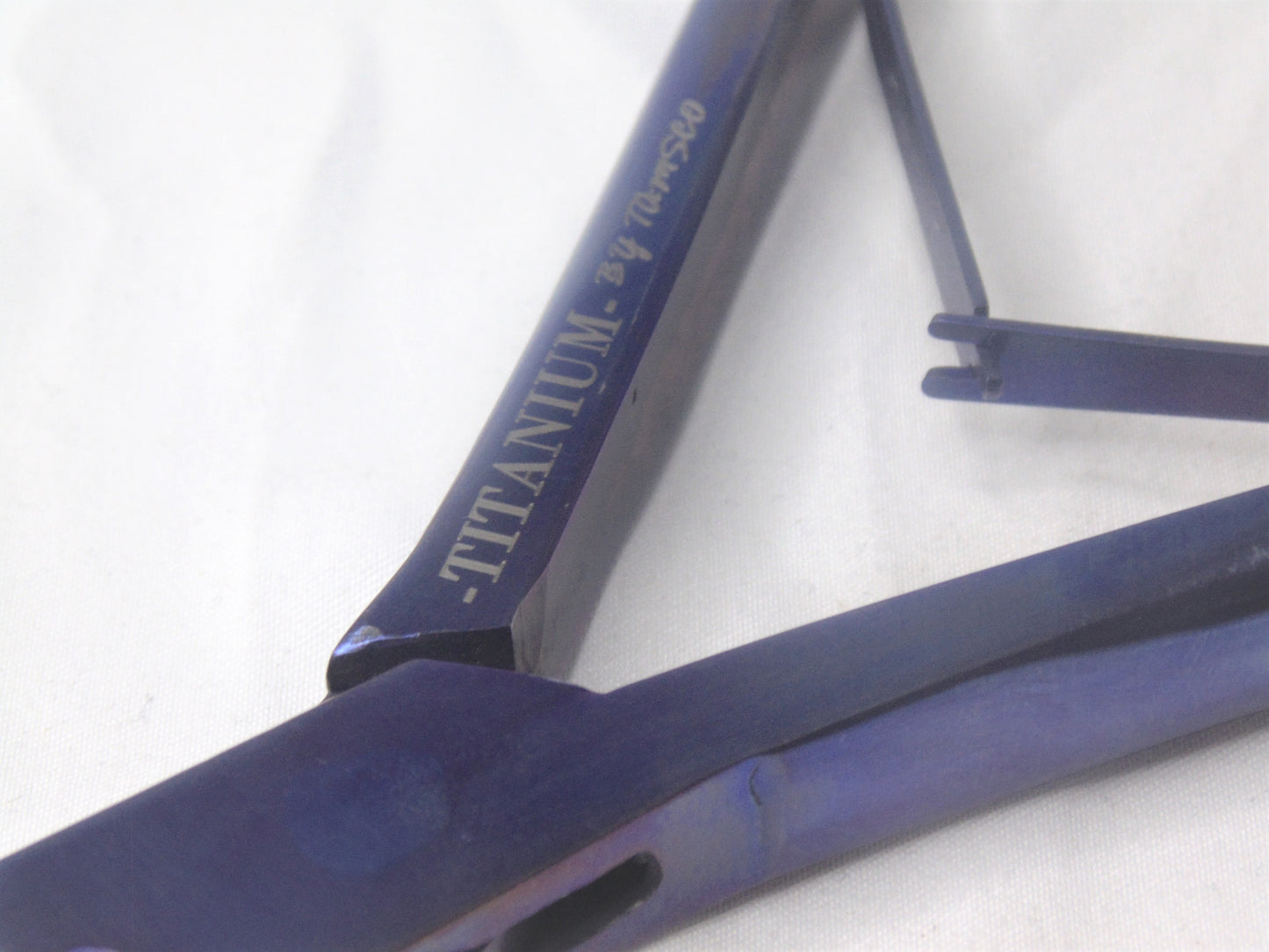 Titanium Coral Cutter 8"