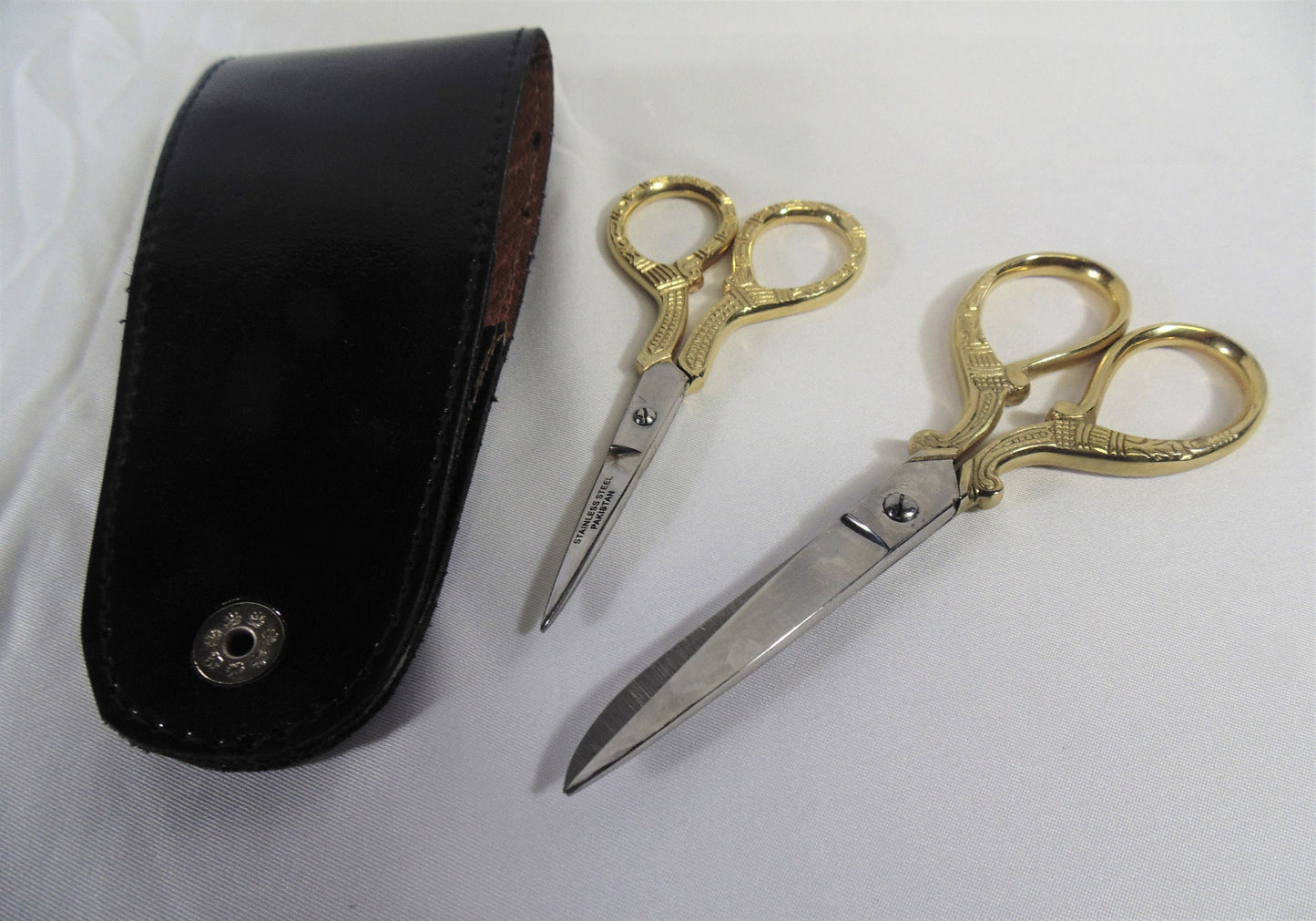 Scissor Set (2) Stainless Steel with ornate gold handles (ships from USA)