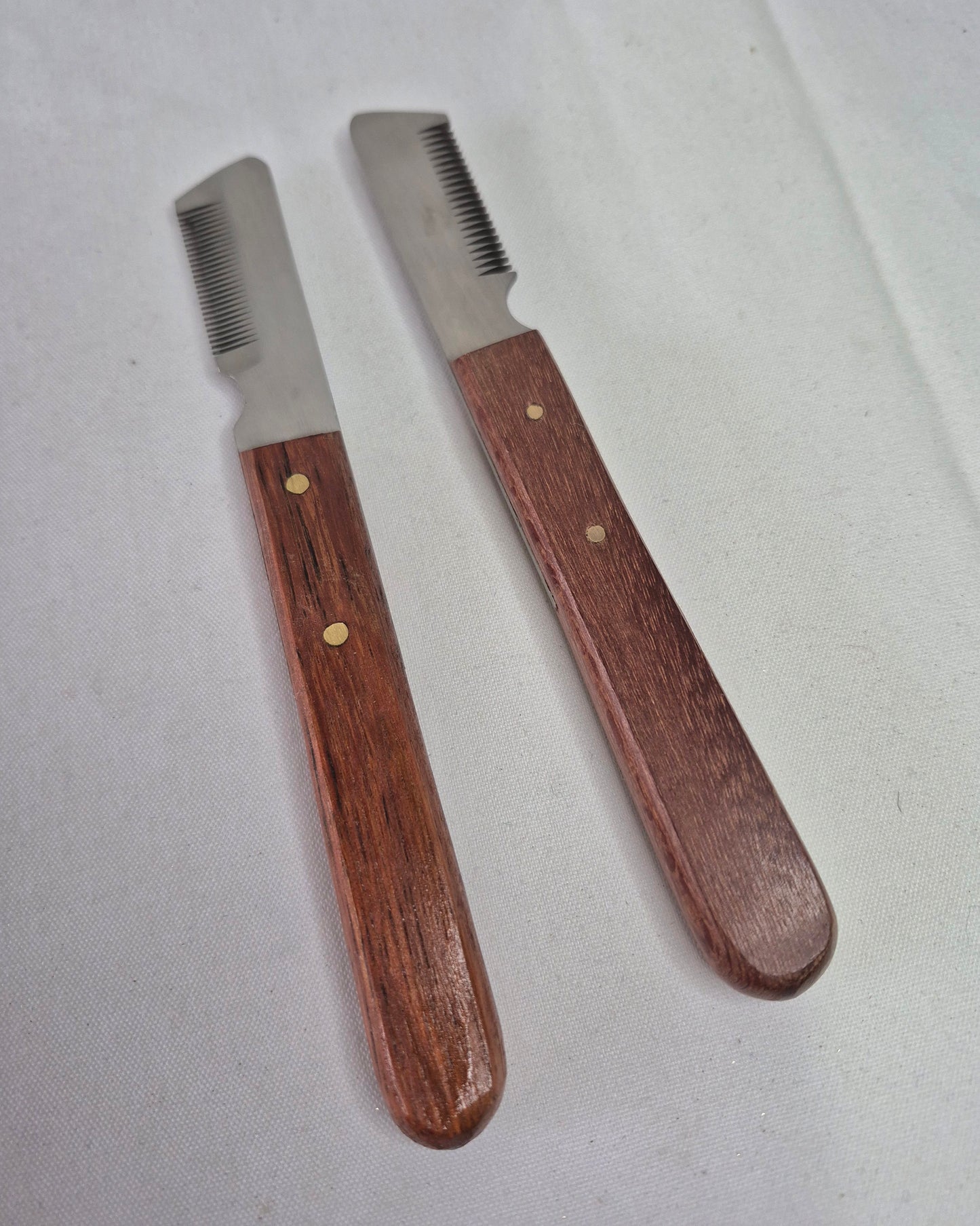 Pet Stripping Knife Right Handed (Medium)