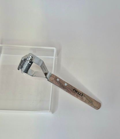 Dematting Comb wooden handle (8 variations)