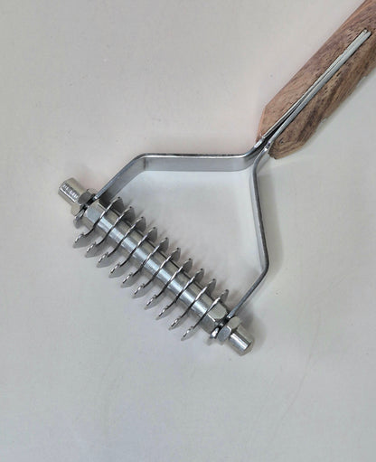 Dematting Comb wooden handle (8 variations)