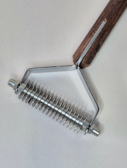 Dematting Comb wooden handle (8 variations)