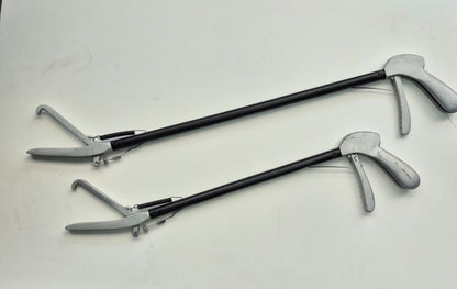 Reptile grabbing tool, catcher style (2 sizes available)