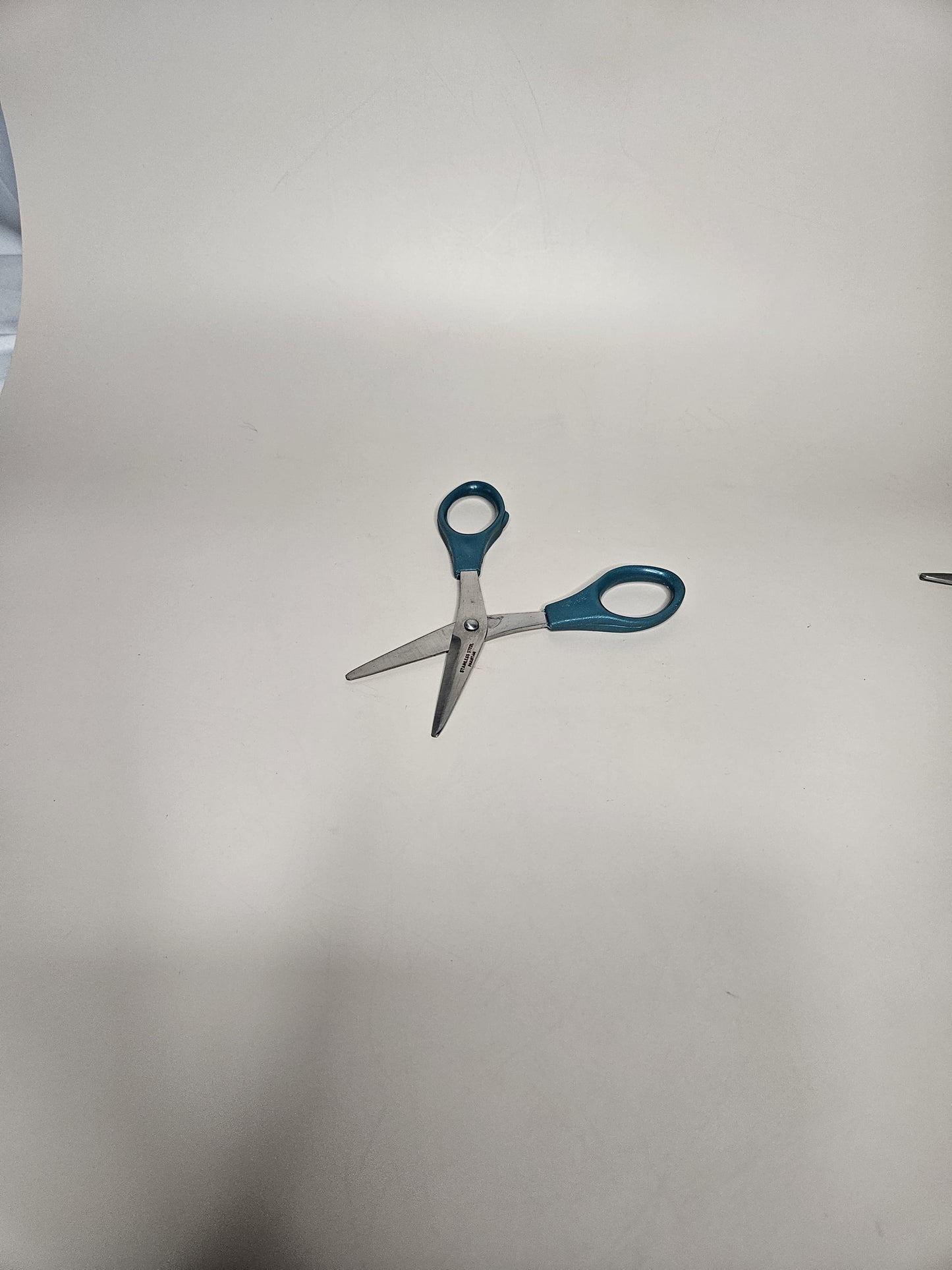 School scissors 5" Blunt (elementary or middle school)