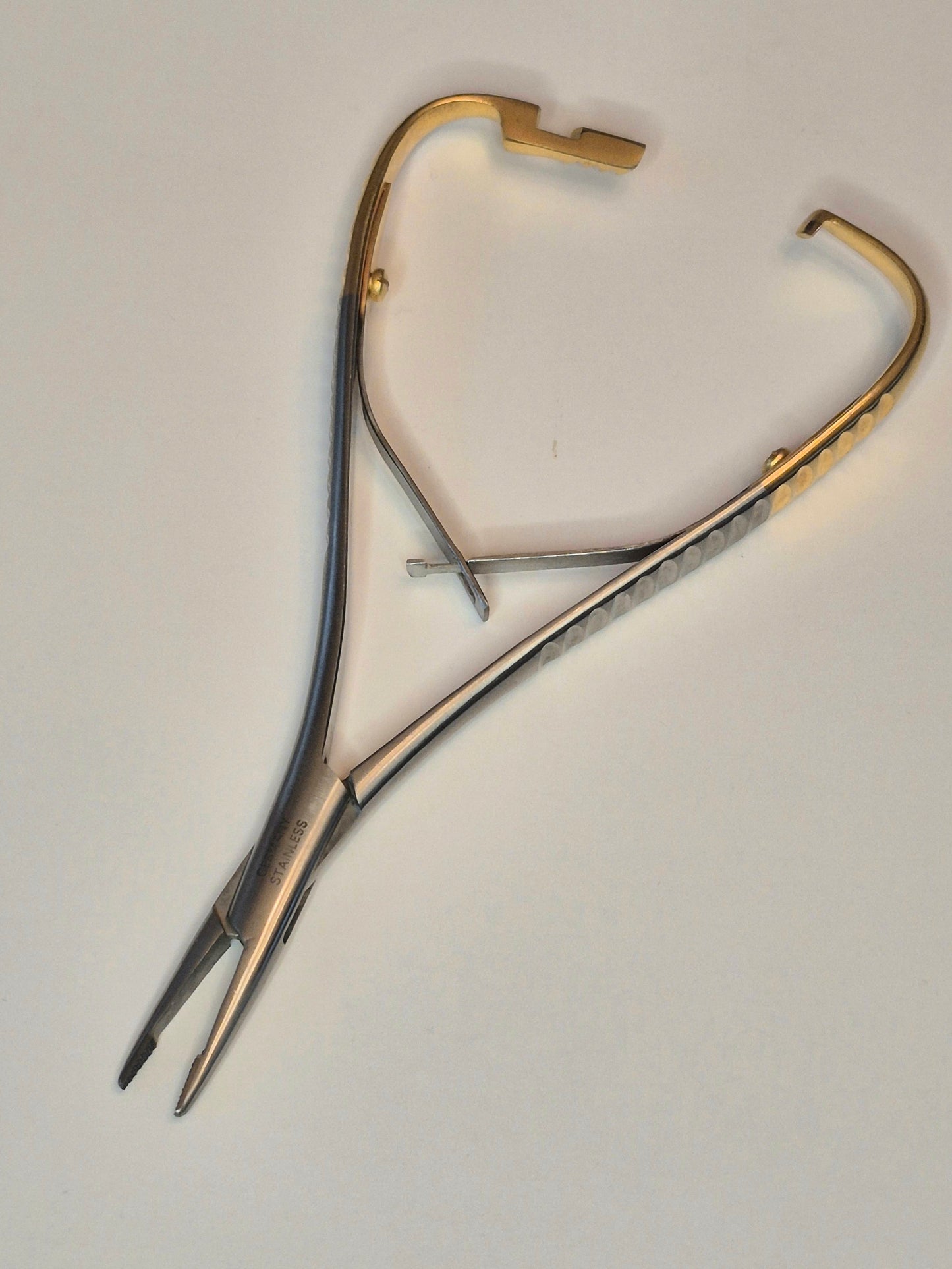 Matheiu Needle Holder 6" (TC - Half Tip)