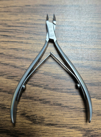 Professional Cuticle Nipper (Dovo)