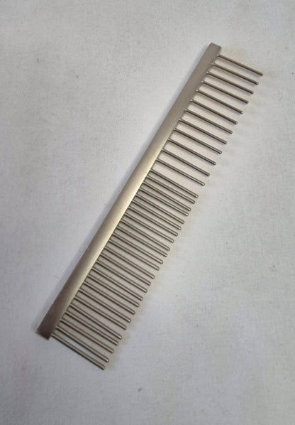 Set of 2 stainless steel pet combs