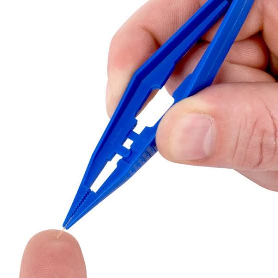 Plastic Forceps/Tweezers