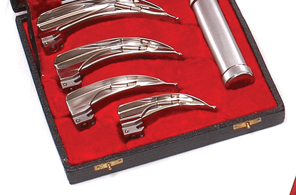 Laryngoscope Set of 5: Macintosh 1-4 & Medium Handle, Hard Case - Felt Interior