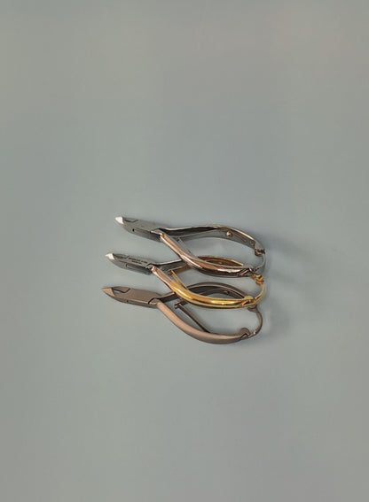 Acrylic Nippers 4" (3 options)