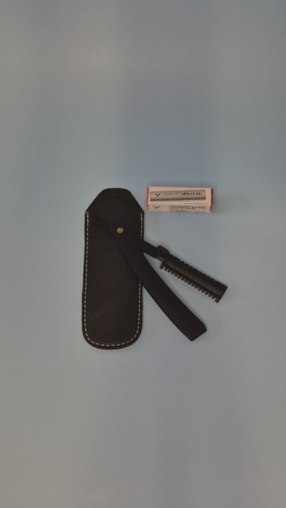 Barbers Razor with guard